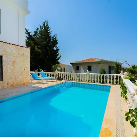 Villa Jasmine - *